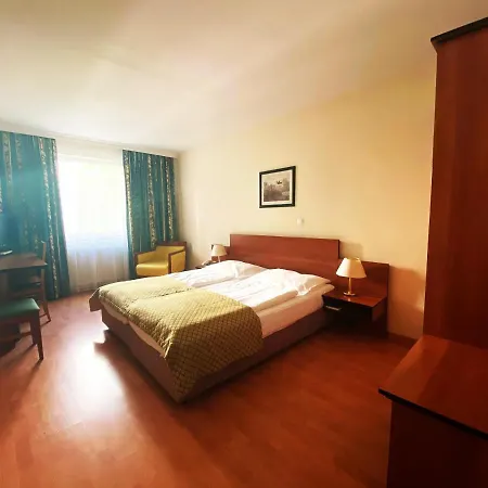 Caratart Hotel Bombolo Wien-2